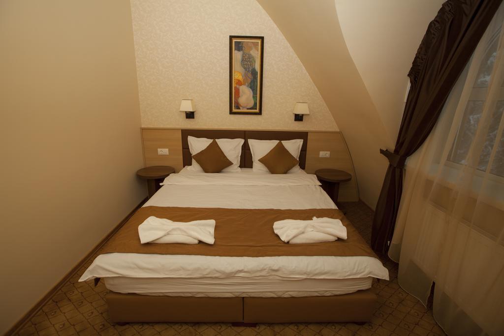 Family Hotel Saint George София Номер фото