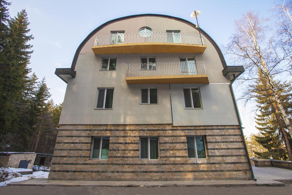 Family Hotel Saint George София Экстерьер фото
