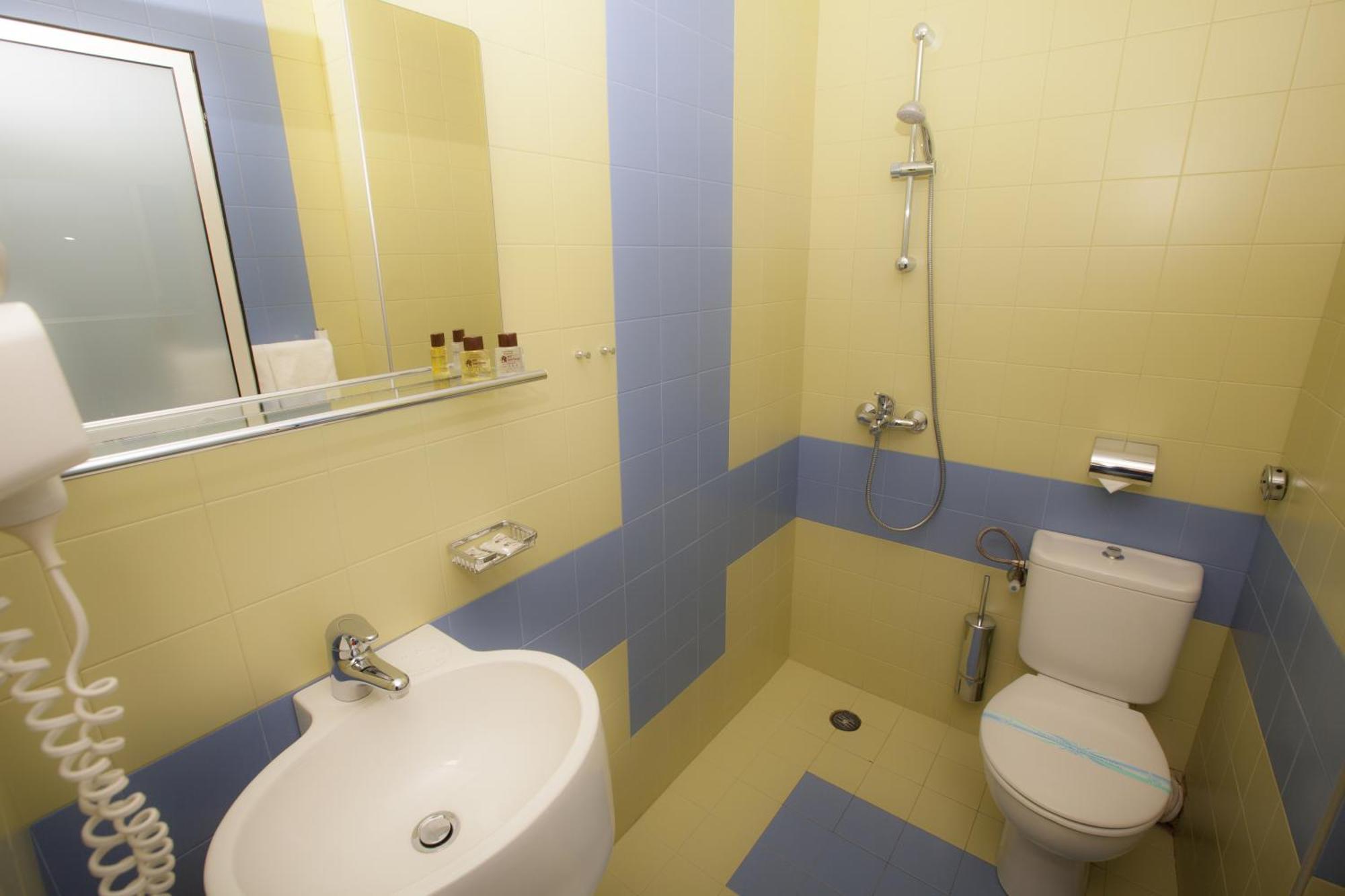 Family Hotel Saint George София Номер фото